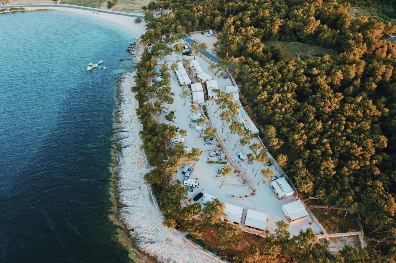 Boutique Camping Bunja 苏佩塔尔 外观 照片