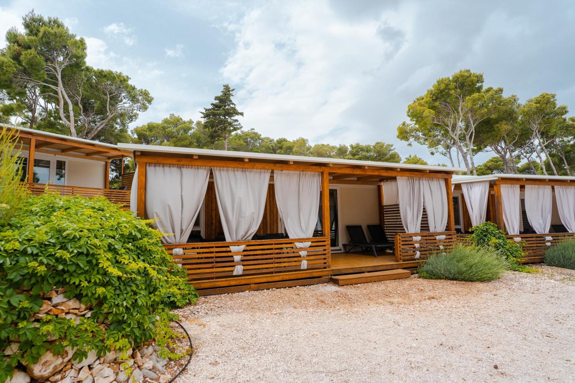 Boutique Camping Bunja 苏佩塔尔 外观 照片